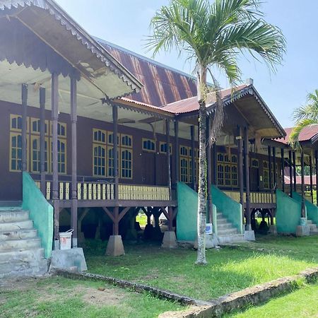 Hotel Pantai Panjang Bengkulu Redpartner Luaran gambar